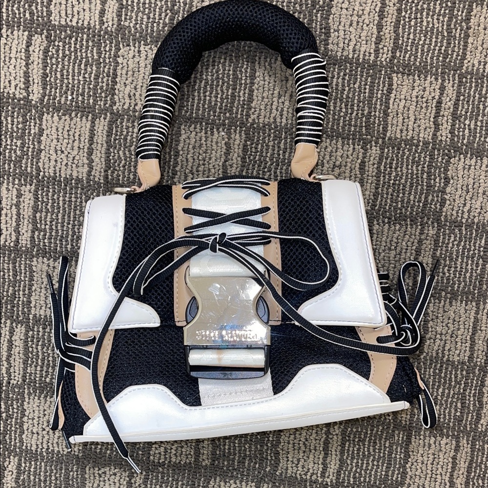 Steve Madden
Women's Diego Top Handle Handbag
